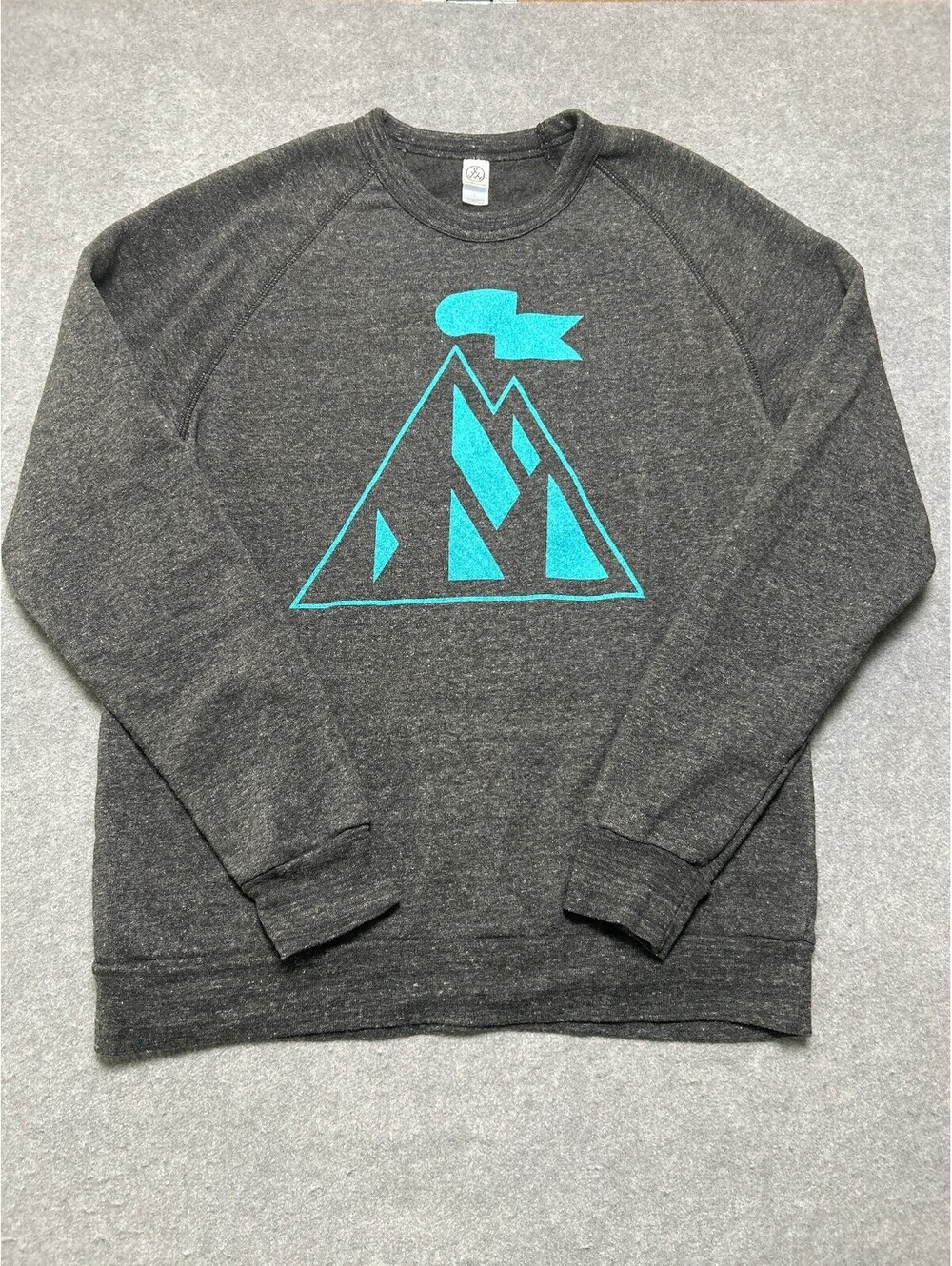 Alternative Apparel OnSight Mountain Graphic Sweatshirt Gray Crewneck Size L